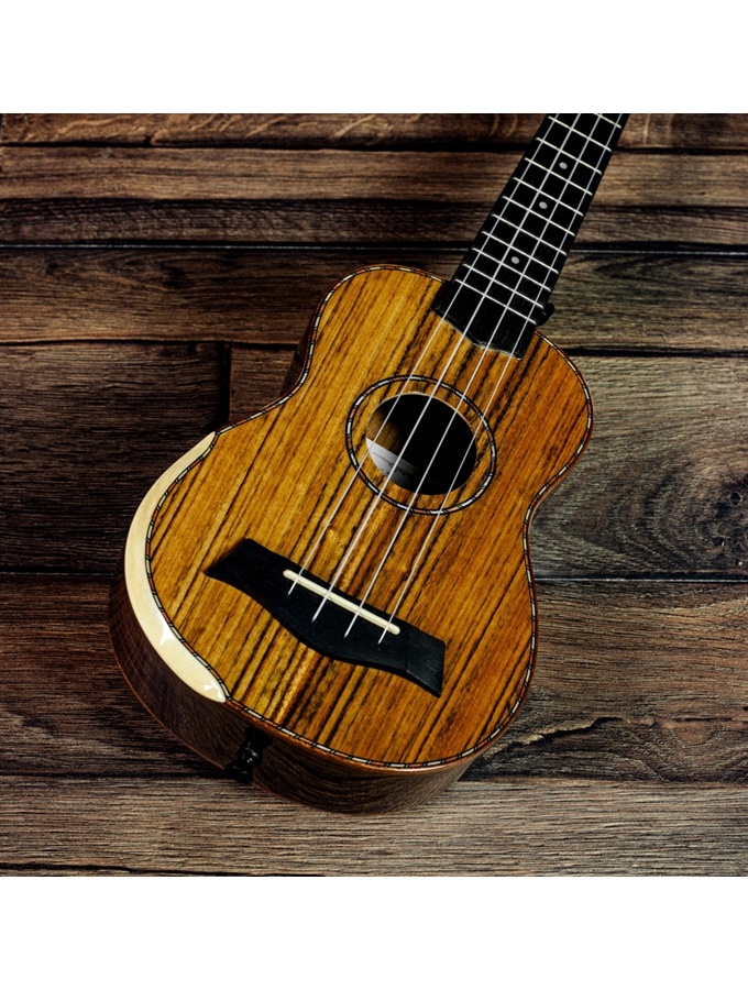 UKULELE BARNES & MULLINS SOPRANO WALNUT - Image 3